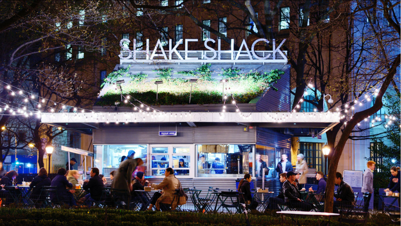 Shake Shack Outdoor Dining