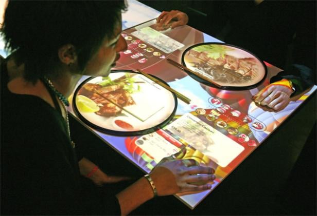 restaurant restaurants-of-the-future touch-screen ipad.jpg